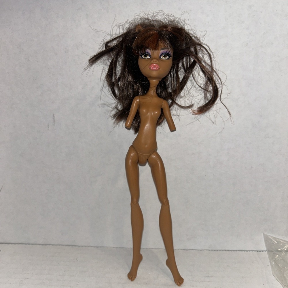 Monster High Dead Tired Clawdeen Wolf Doll Mattel nude (Missing Arms) C2
